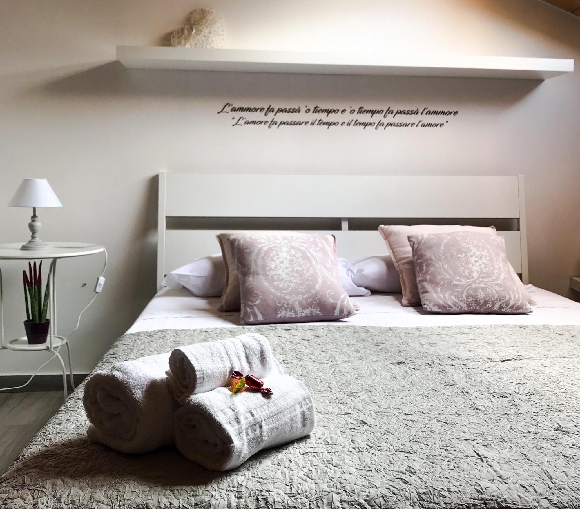 Na Bona Nuttata Bed & Breakfast Naples Exterior photo